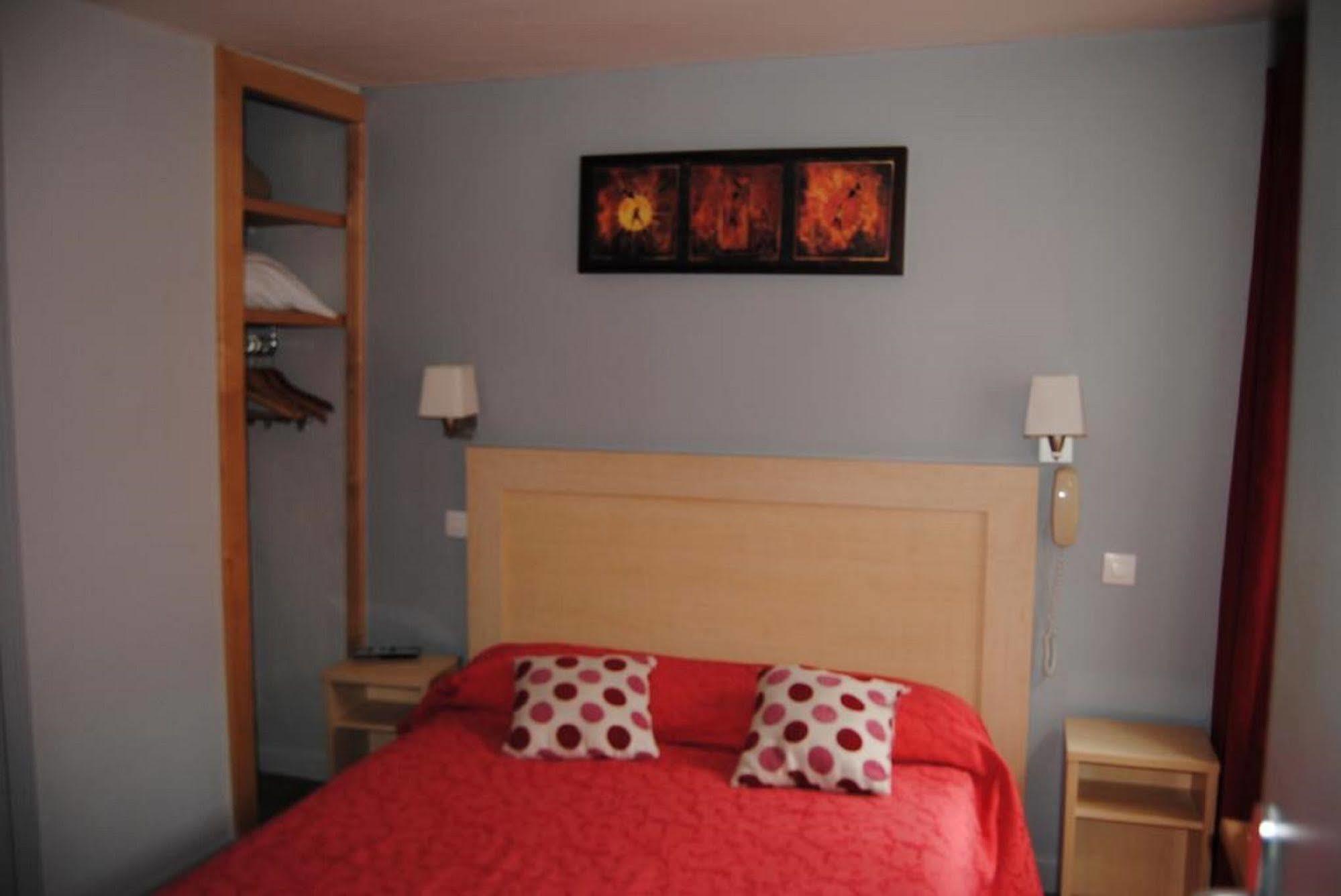 Enghien Apartment Paris Exterior foto
